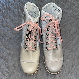 New Sorel wedge boots